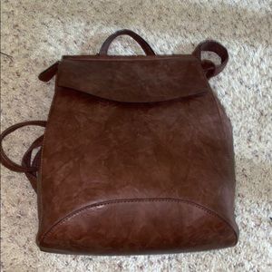 Super cute backpack!!